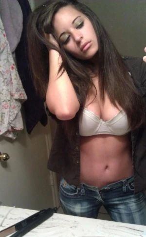 Gorgeous babe