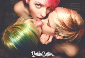 Sexy Threesome Kiss