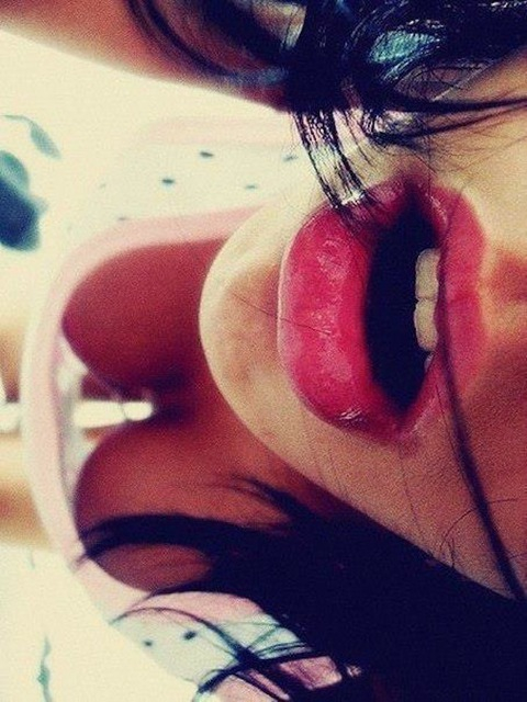 Nice mouth and perspective even if no eyes