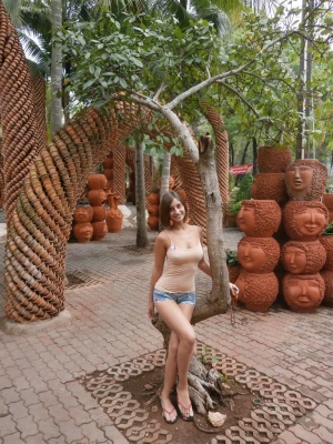 Busty