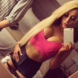 Sexy blonde bimbo selfie