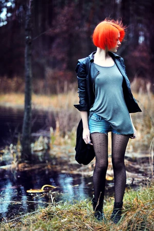 sexy emo babe