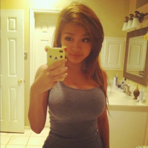 Busty asian teen selfie