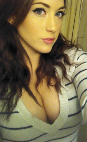 hottestgirlsoftumblr:by mistressontheroof