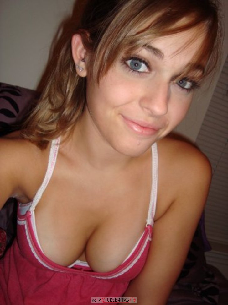 Teen Downblouse