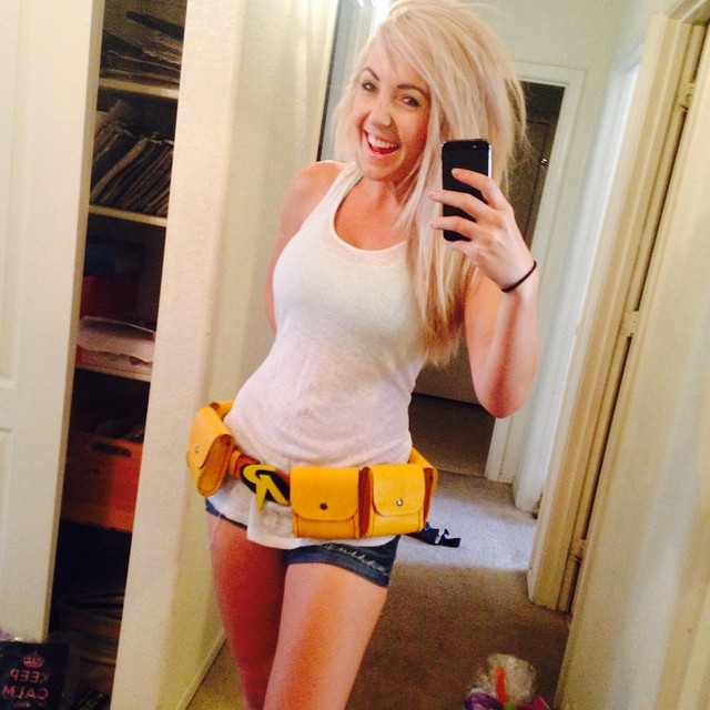Instagram media by jessicanigri - This ROBIN BELT IS FUCKING FANTASTIC BRET LETTERLY!!! Thank you!!! @obsidianleather !!!!! GO CHECK OUT HIS STUFF GUYS!!!