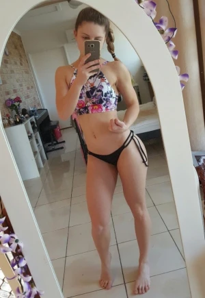 Gorgeous babe
