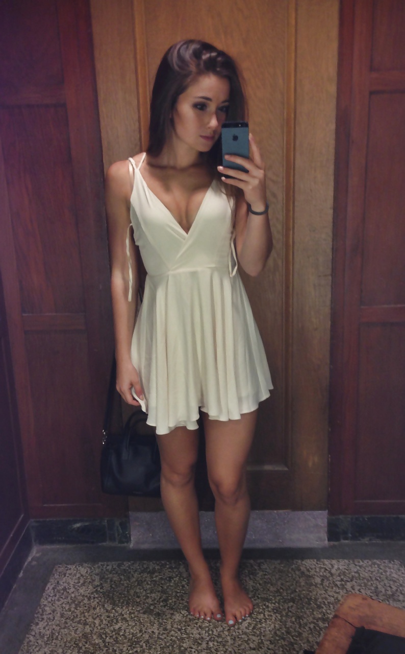 Naughty GF: Nightout - Bare Feet