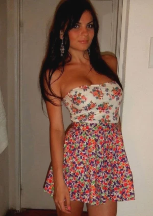 Gorgeous babe
