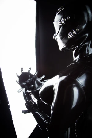 Heavy rubber glamour pose