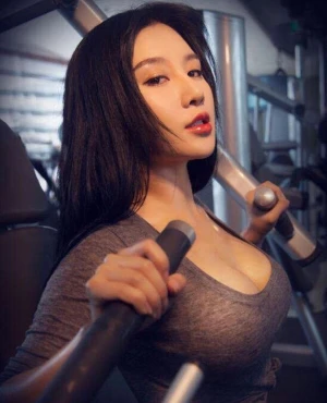 id love to workout with her