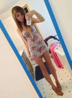 Gorgeous babe