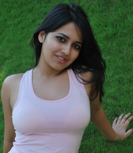 Photo with a beautiful indian big tits