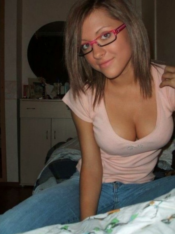 Gorgeous babe