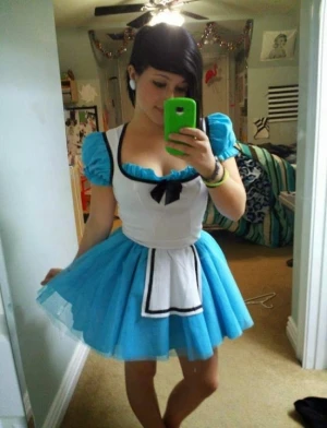 costume