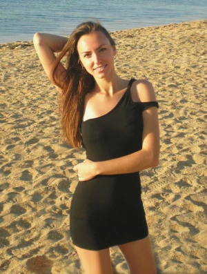 Gorgeous babe