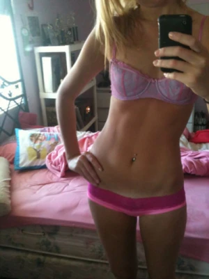 Amazing blonde teen in this amazing amateur ex-girlfriend pic