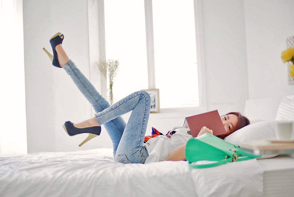 hot asian in jeans