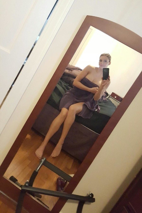 Gorgeous babe