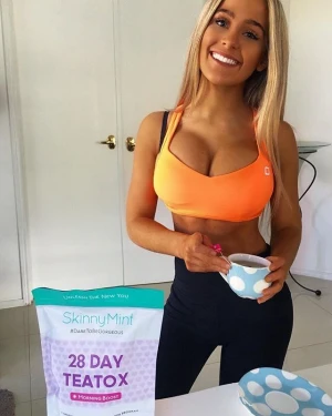 Fit Blonde