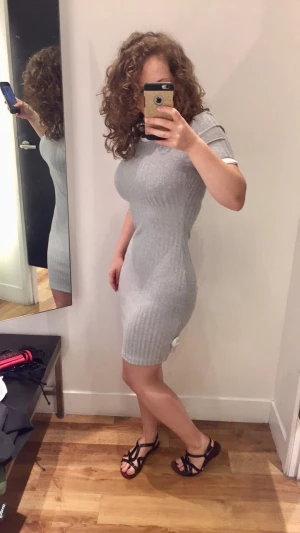 Thick boobs with slim waist