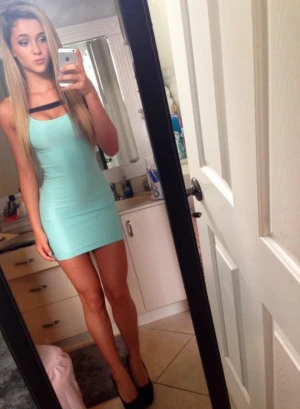 Gorgeous babe