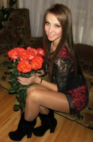Gorgeous babe