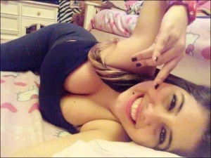 Emily Cappotelli is teen - tteen besttt