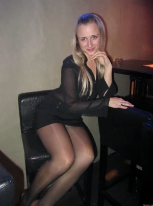 Gorgeous babe