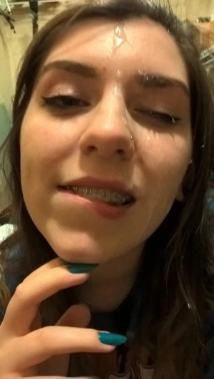 Bite lips