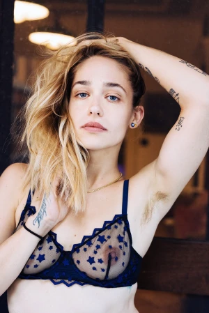 hairy pits