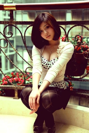 Hot Asian Babe