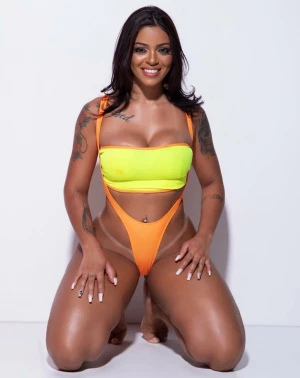 Stephanie Silveira - Bikine