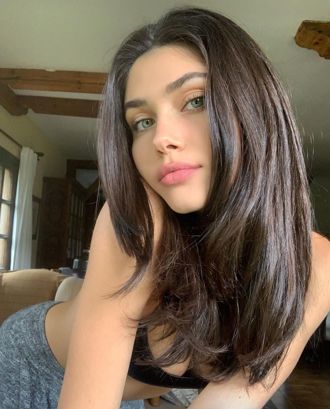 Vika Bronova