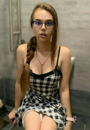 Ponytails brunette hair