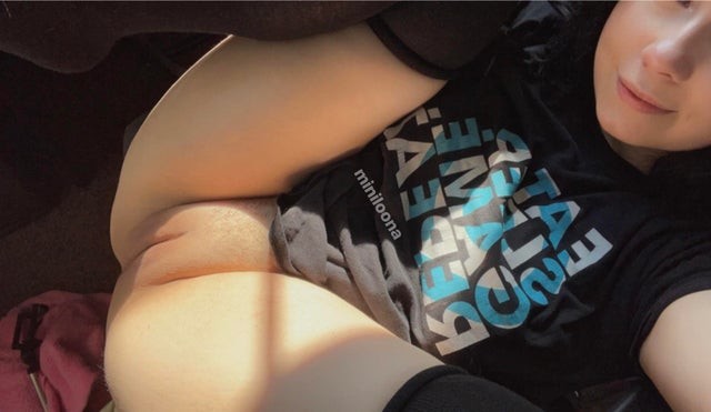 A shaved lil teen pussy for you