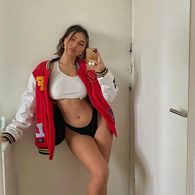 Cute teen selfie