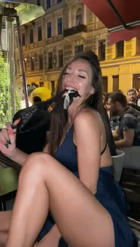 No pants