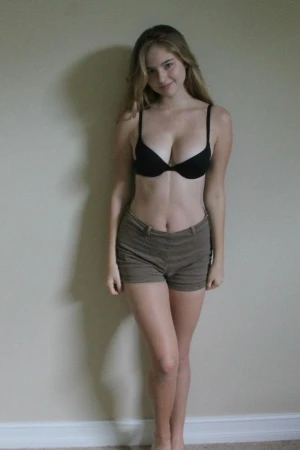 Gorgeous babe