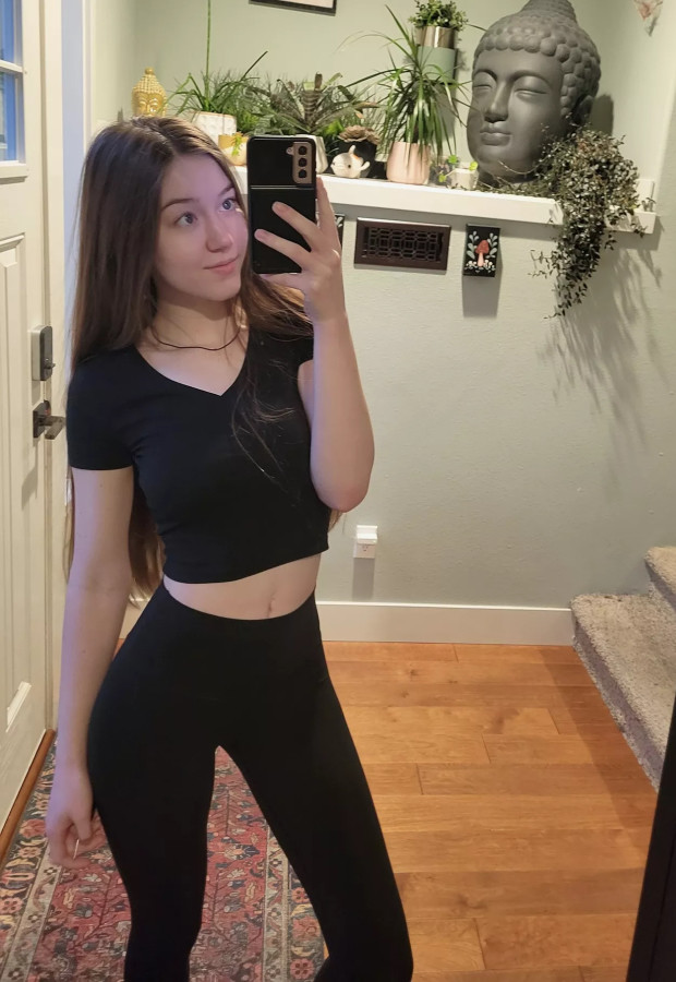 Gorgeous babe