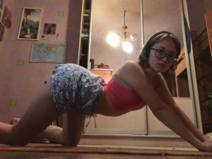 Alina, a 22 yo model
