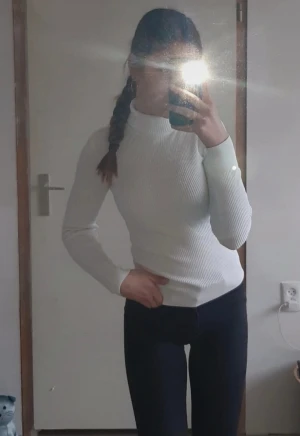 nice slim body teen