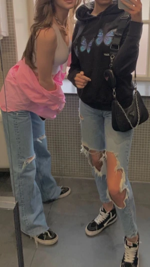 i'd fuck the left one hard