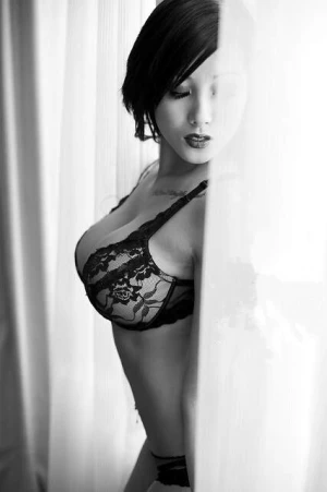 beauty in b/w