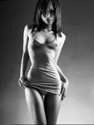 Superb brunette in amazing pic