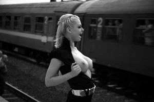 flashing boobs