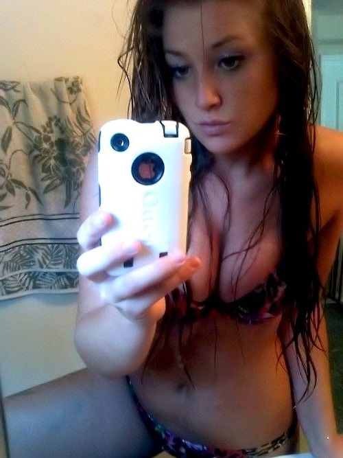 Hot bikini babe