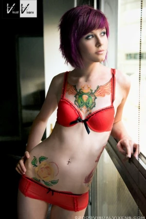 Awesome photo with a amazing emo lace