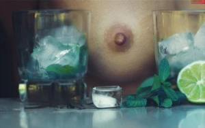 Beautiful big boobs in a picture