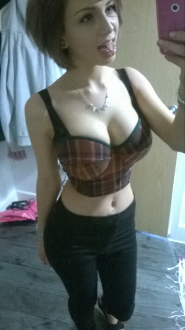 Gorgeous babe